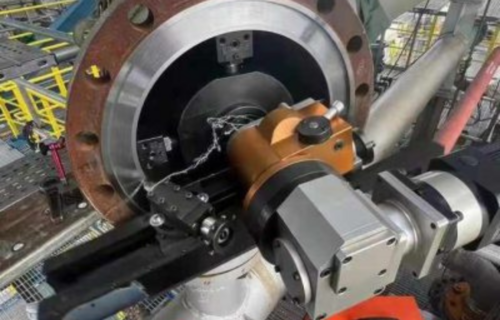 12 Flange Management Assembly