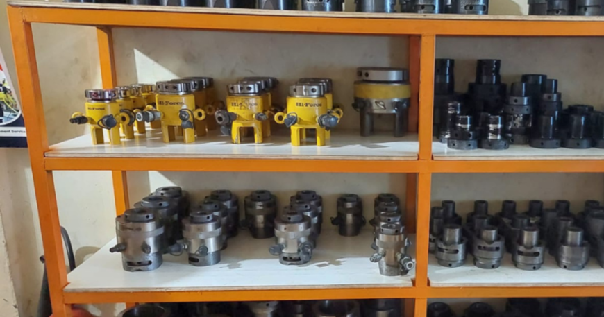 Hydraulic Flange Spreader Machine Management