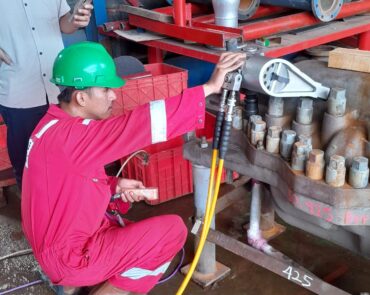 Hydraulic Bolt Tensioners