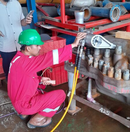 Hydraulic Bolt Tensioners