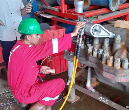 Hydraulic Bolt Tensioners